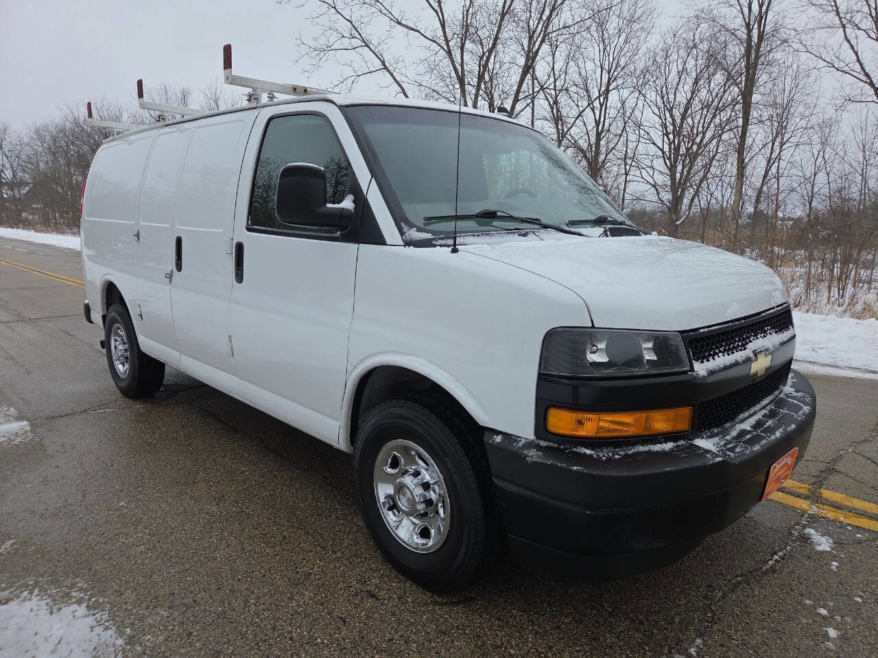 Used 2019 Chevrolet Express 3500 w/ Driver Convenience Package image 8