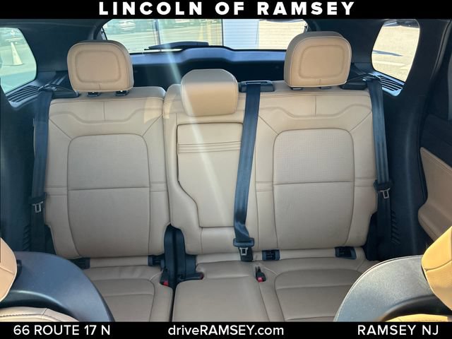 Used 2022 Lincoln Corsair Reserve w/ Equipment Group 201A AWD/4WD image 16