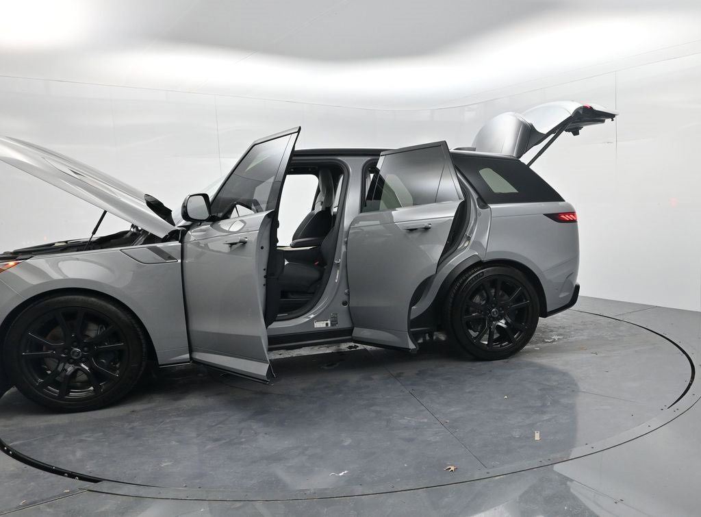 Used 2025 Land Rover Range Rover Sport SV Edition Two image 78