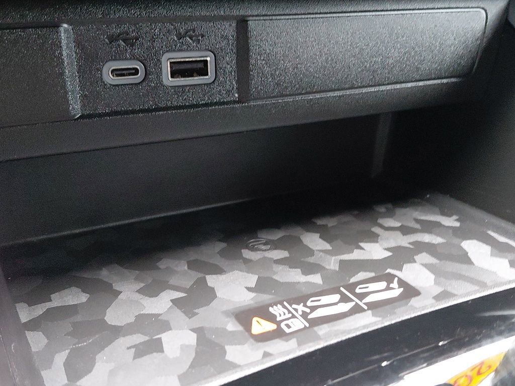 Used 2023 Chevrolet Colorado Z71 w/ Z71 Convenience Package 2 image 41