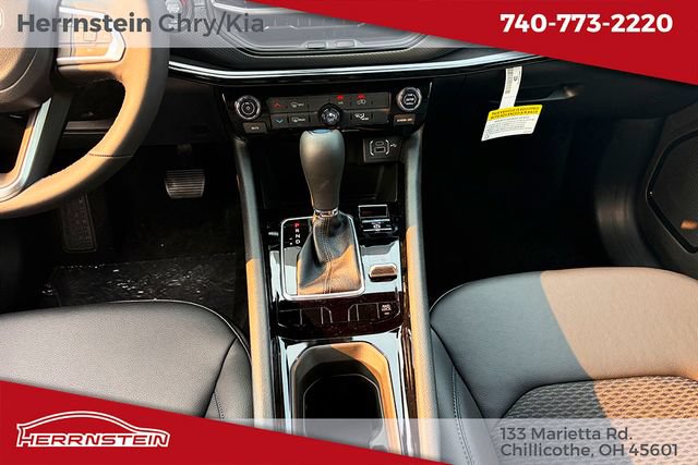 New 2026 Jeep Compass Latitude AWD/4WD image 13
