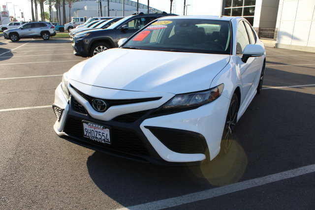Certified 2024 Toyota Camry SE w/ Audio Upgrade Package FWD image 4