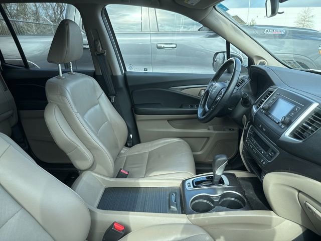 Used 2017 Honda Ridgeline RTL image 3