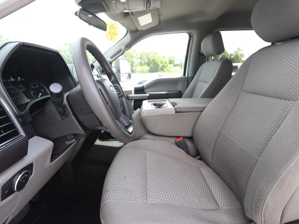 Used 2020 Ford F350 XLT AWD/4WD image 2