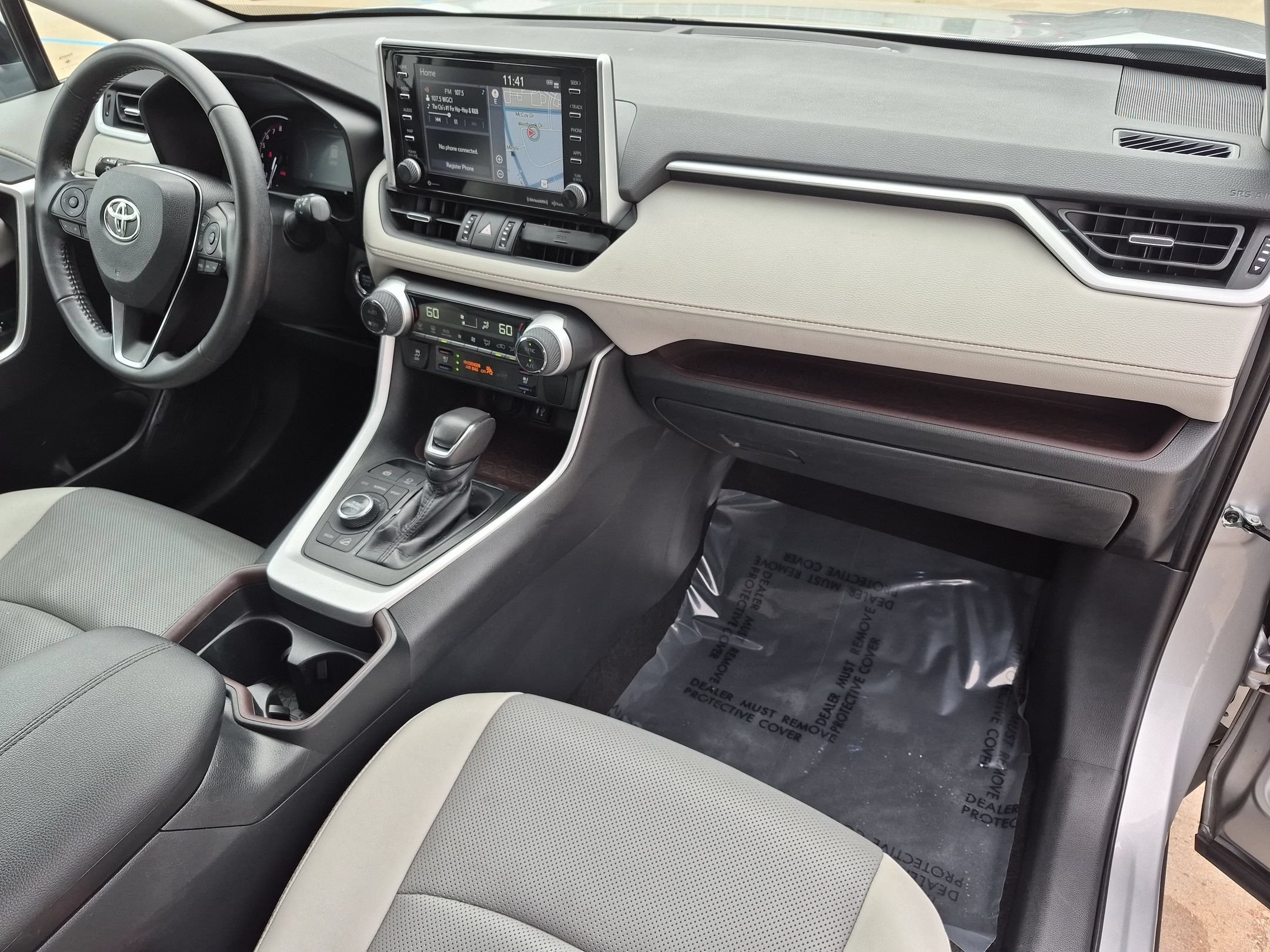 Used 2019 Toyota RAV4 Limited w/ Cold Weather Package AWD/4WD image 34