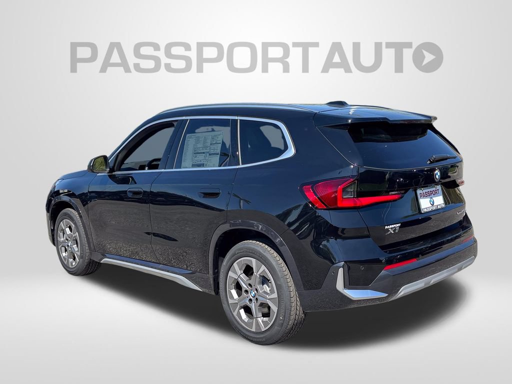 New 2026 BMW X1 xDrive28i w/ Technology Package AWD/4WD image 3