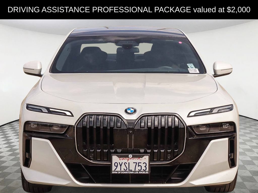 Used 2026 BMW 740i xDrive AWD/4WD image 2