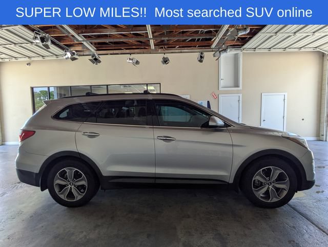 Used 2014 Hyundai Santa Fe GLS FWD image 3