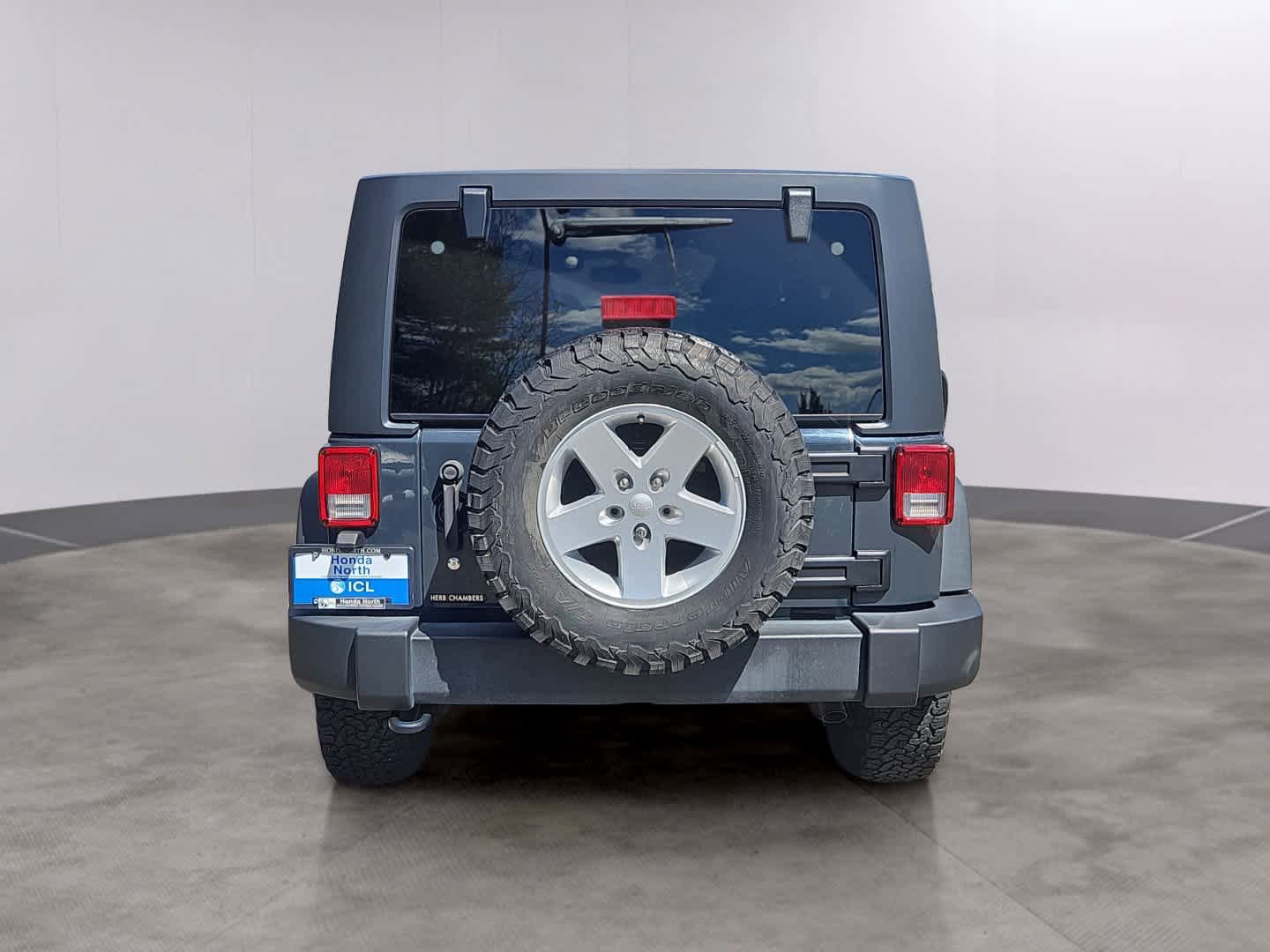 Used 2017 Jeep Wrangler Unlimited Sport w/ Quick Order Package 24S AWD/4WD image 5