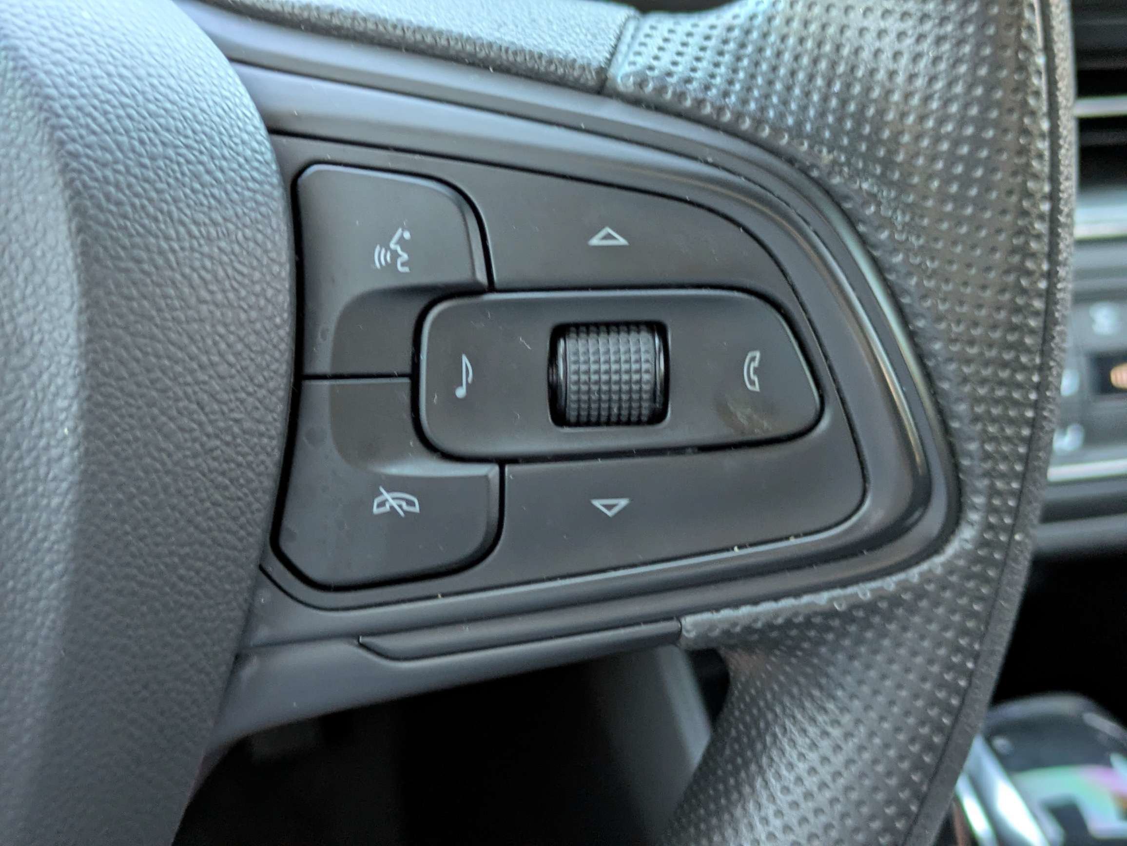 Used 2024 Buick Envista Preferred FWD image 23