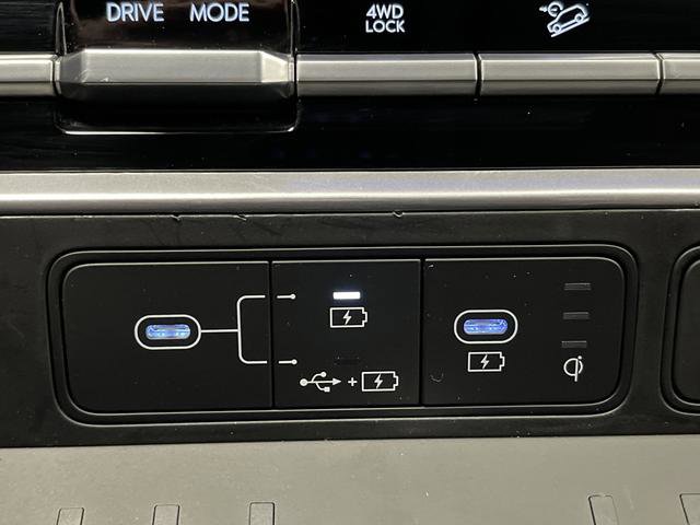 Used 2024 Hyundai Santa Fe Limited image 26