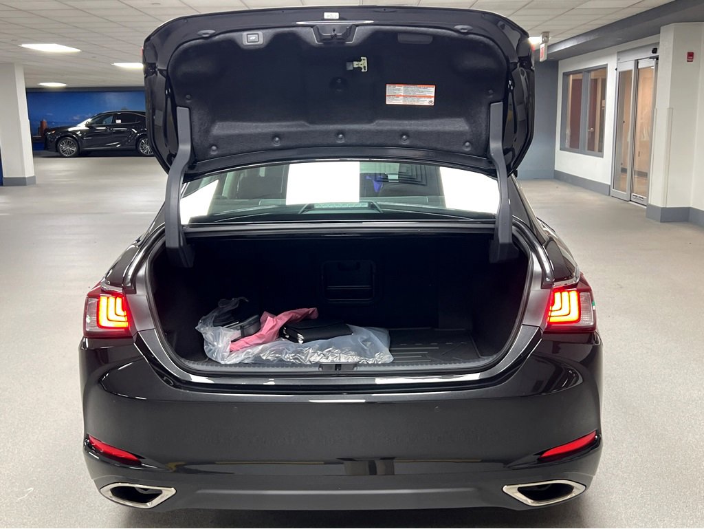 New 2025 Lexus ES 350 w/ Premium Package image 30