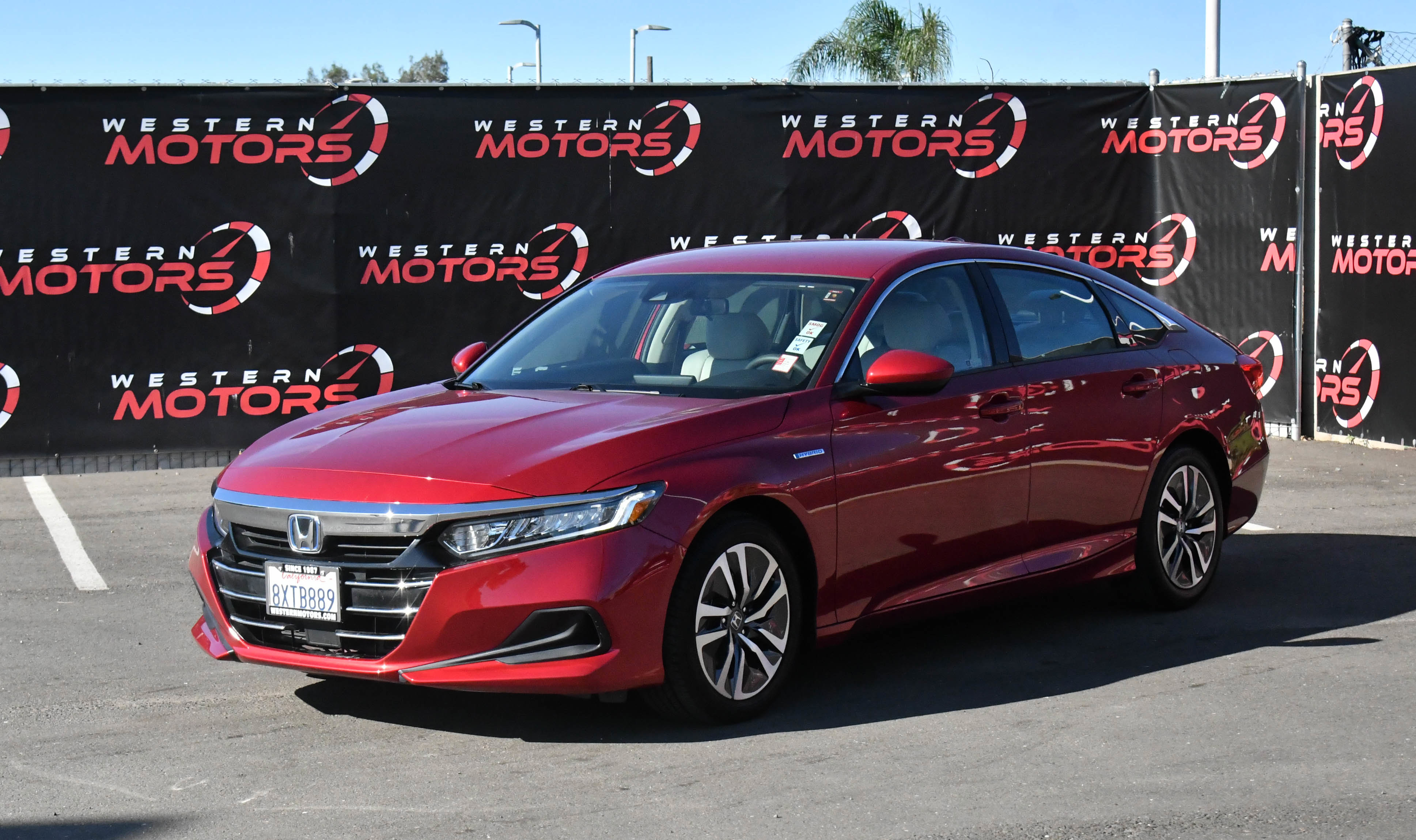 Used 2021 Honda Accord Hybrid image 3