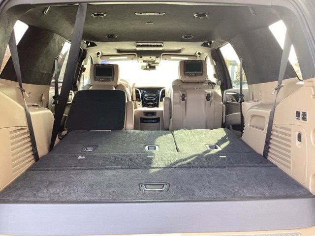 Used 2018 Cadillac Escalade Platinum image 12