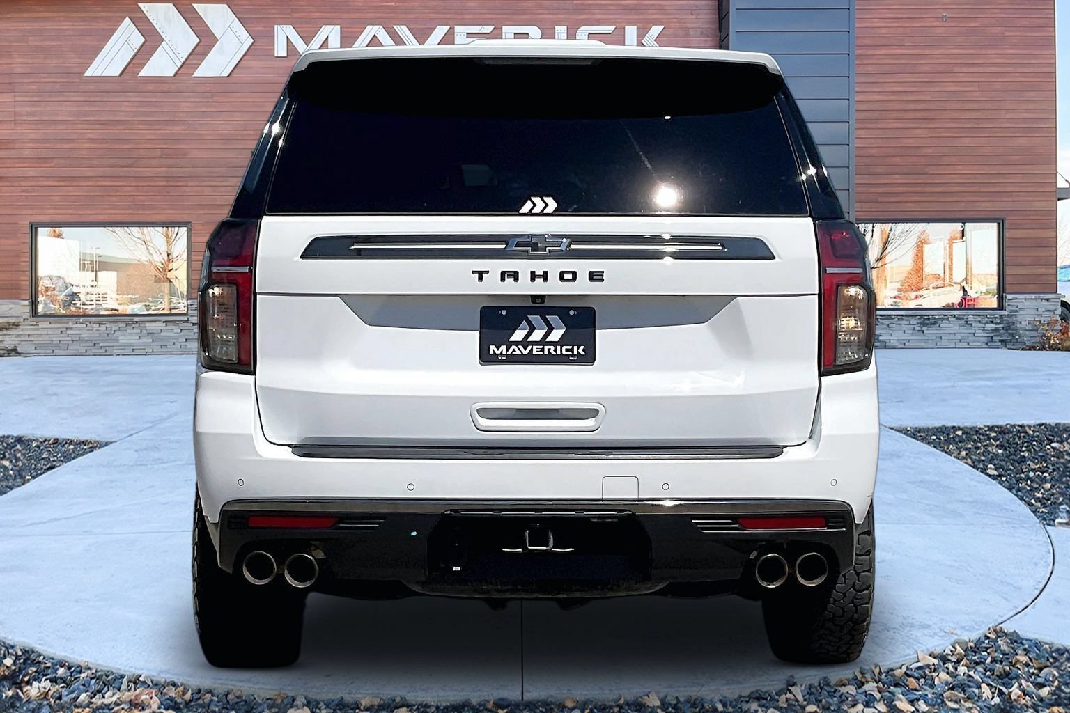Used 2022 Chevrolet Tahoe Z71 w/ Z71 Off-Road Package AWD/4WD image 6