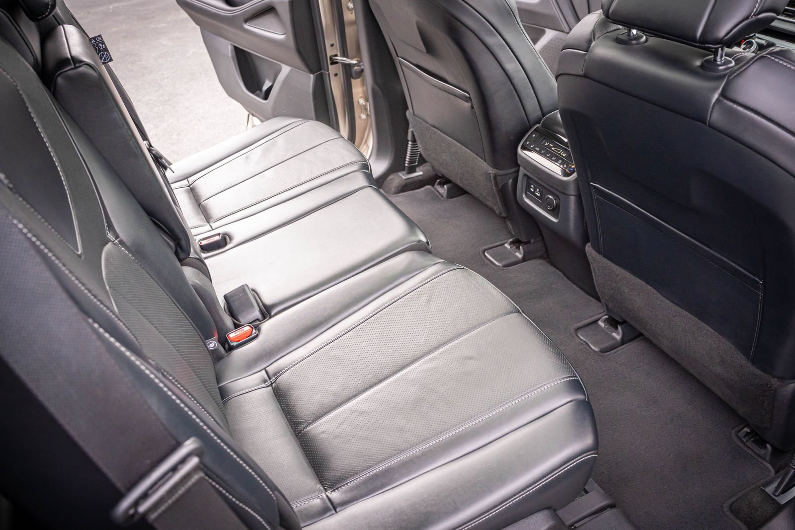 Used 2023 INFINITI QX60 Luxe AWD/4WD image 35
