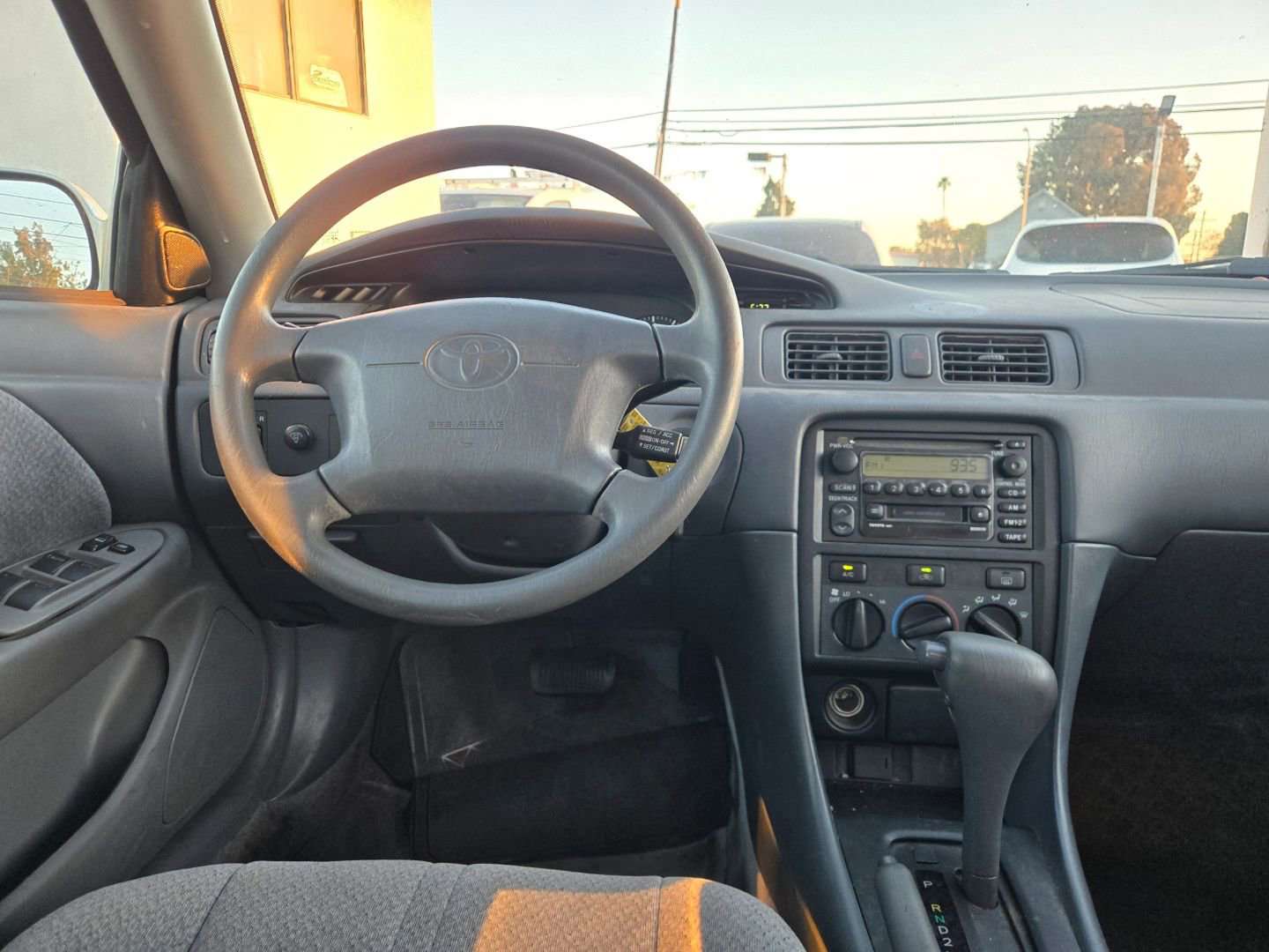 Used 2000 Toyota Camry LE image 18