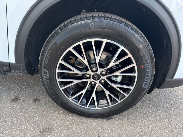 New 2026 Ford Escape SE FWD image 11