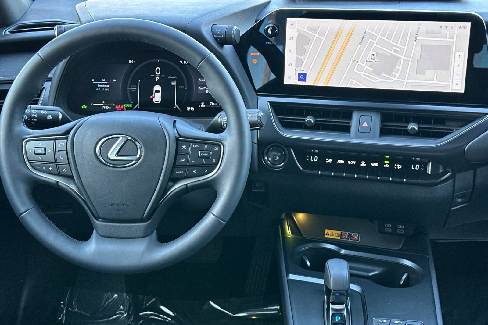 Certified 2026 Lexus UX 300h FWD w/ Accessory Package (Z2) image 31