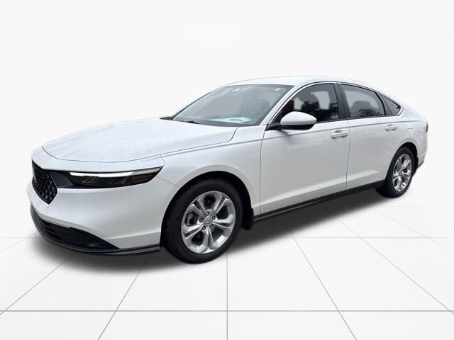 New 2025 Honda Accord LX image 3