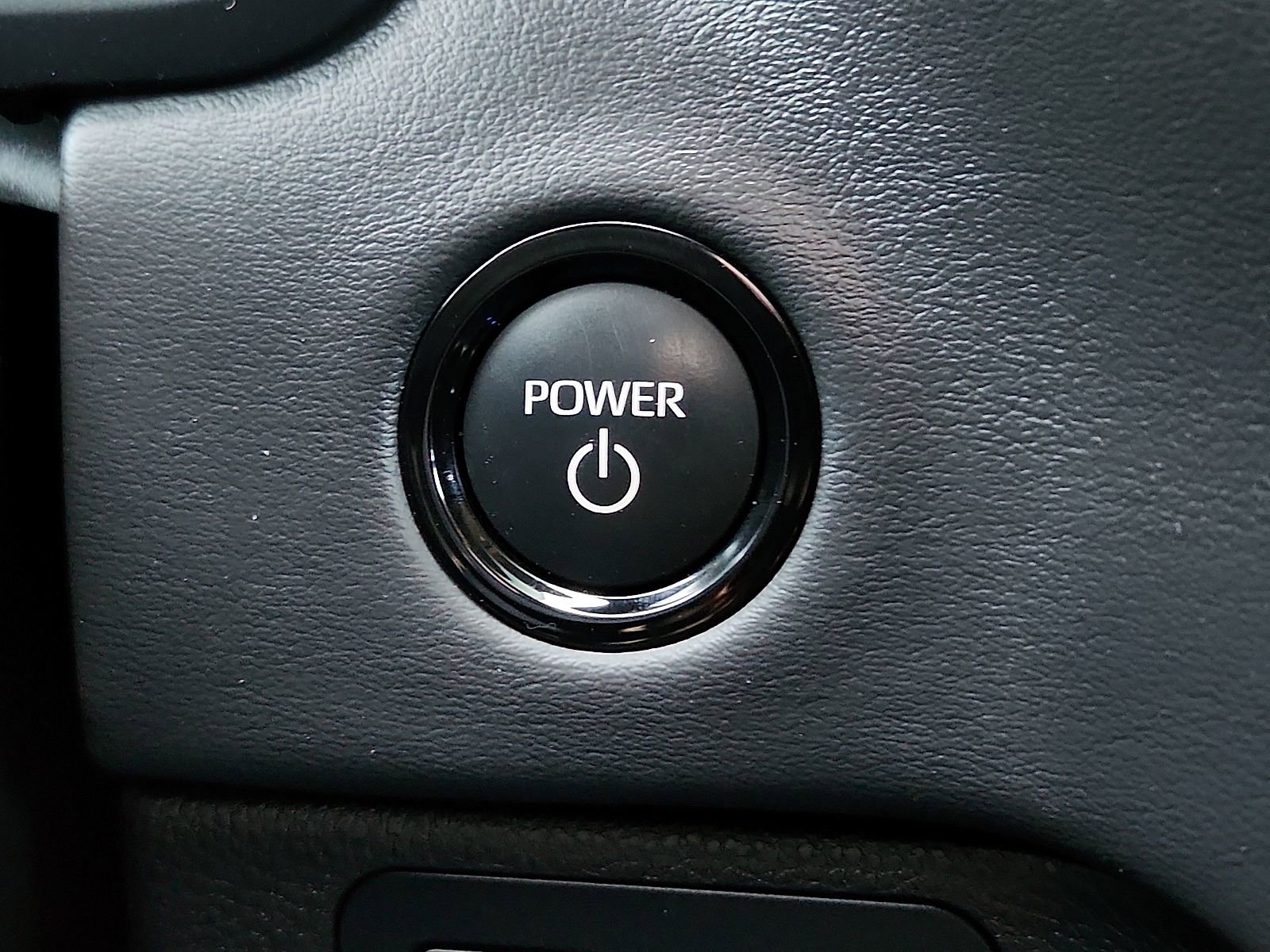 Used 2025 Toyota Tundra Platinum image 19