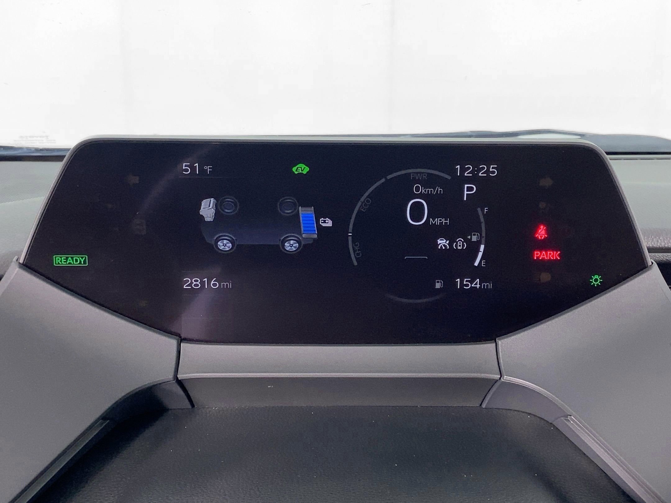 Used 2025 Toyota Prius XLE image 19