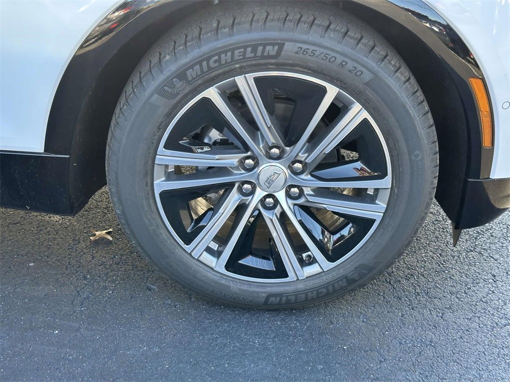 New 2026 Cadillac Lyriq Luxury image 7