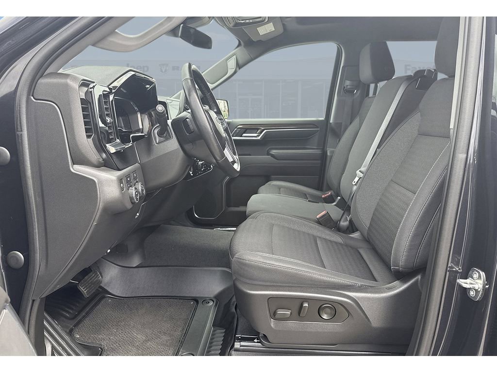 Used 2022 Chevrolet Silverado 1500 RST w/ Protection Package AWD/4WD image 13