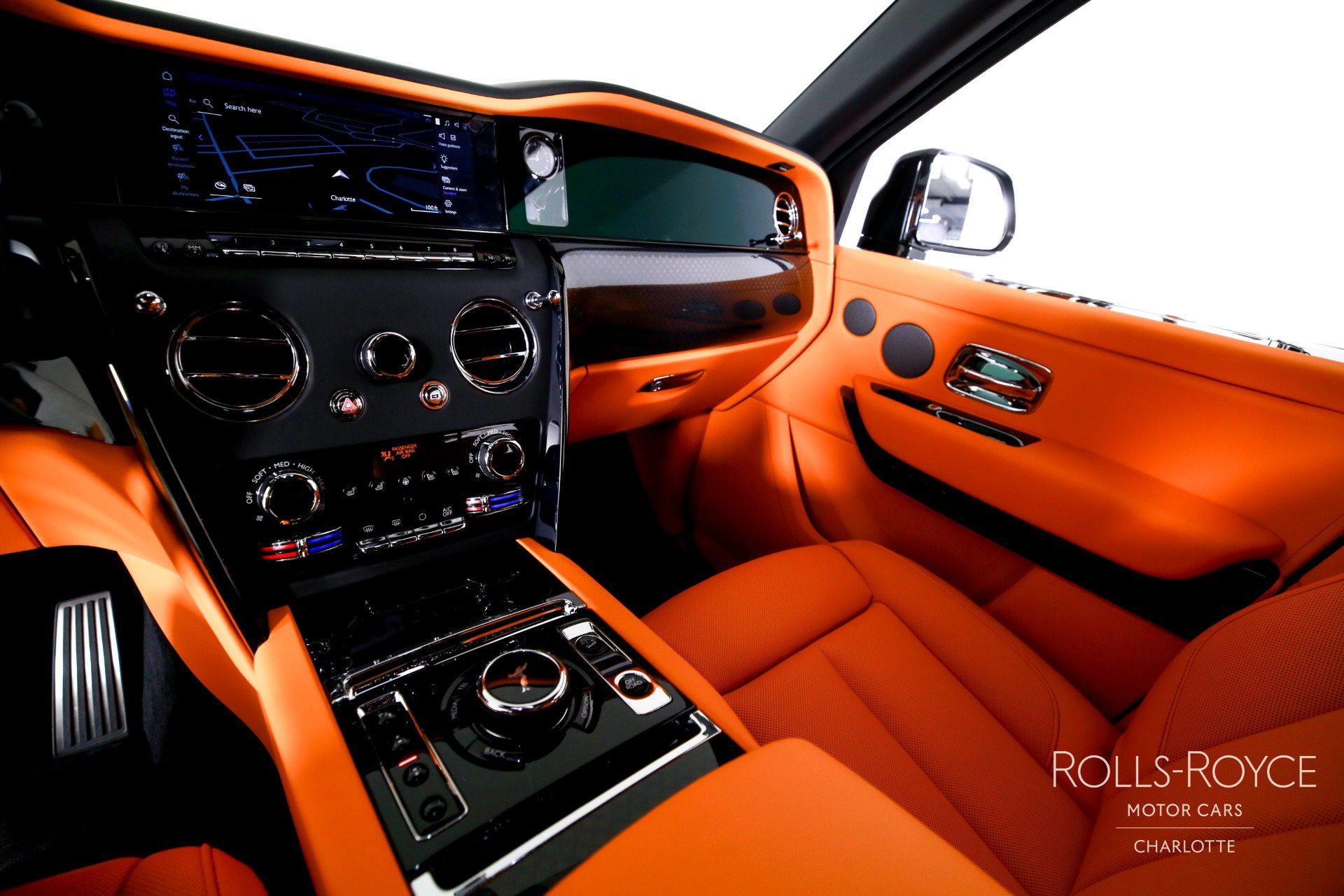 New 2026 Rolls-Royce Cullinan Black Badge AWD/4WD image 15