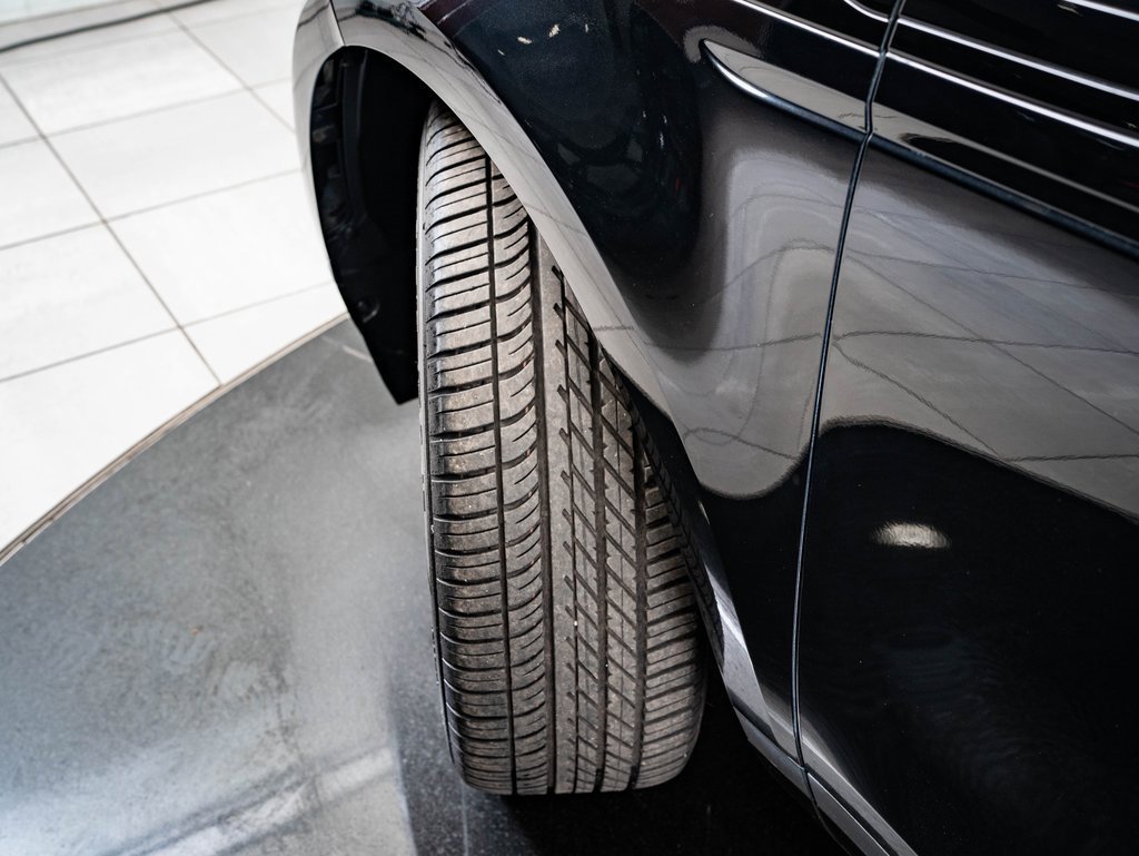 Used 2023 Land Rover Range Rover Evoque SE image 48