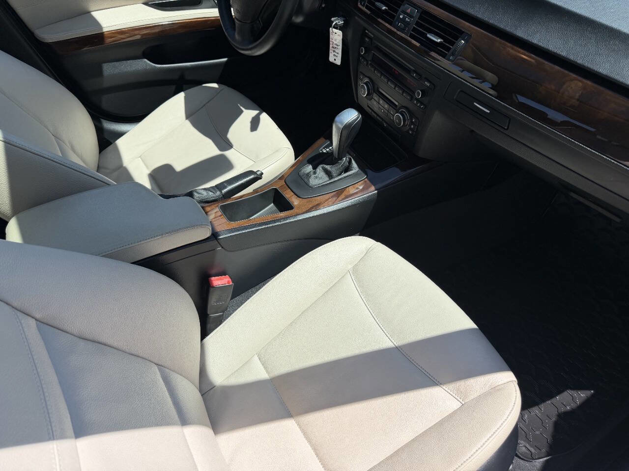 Used 2011 BMW 328i xDrive Sedan AWD/4WD image 21