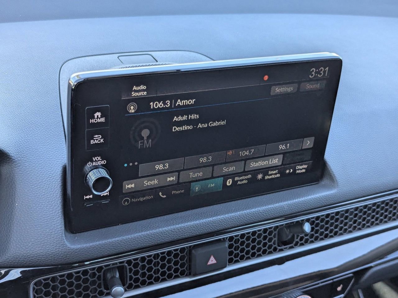 Certified 2022 Honda Civic Touring image 24