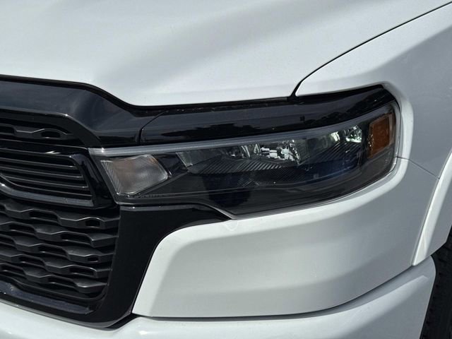 New 2025 RAM 1500 4x4 Crew Cab image 7