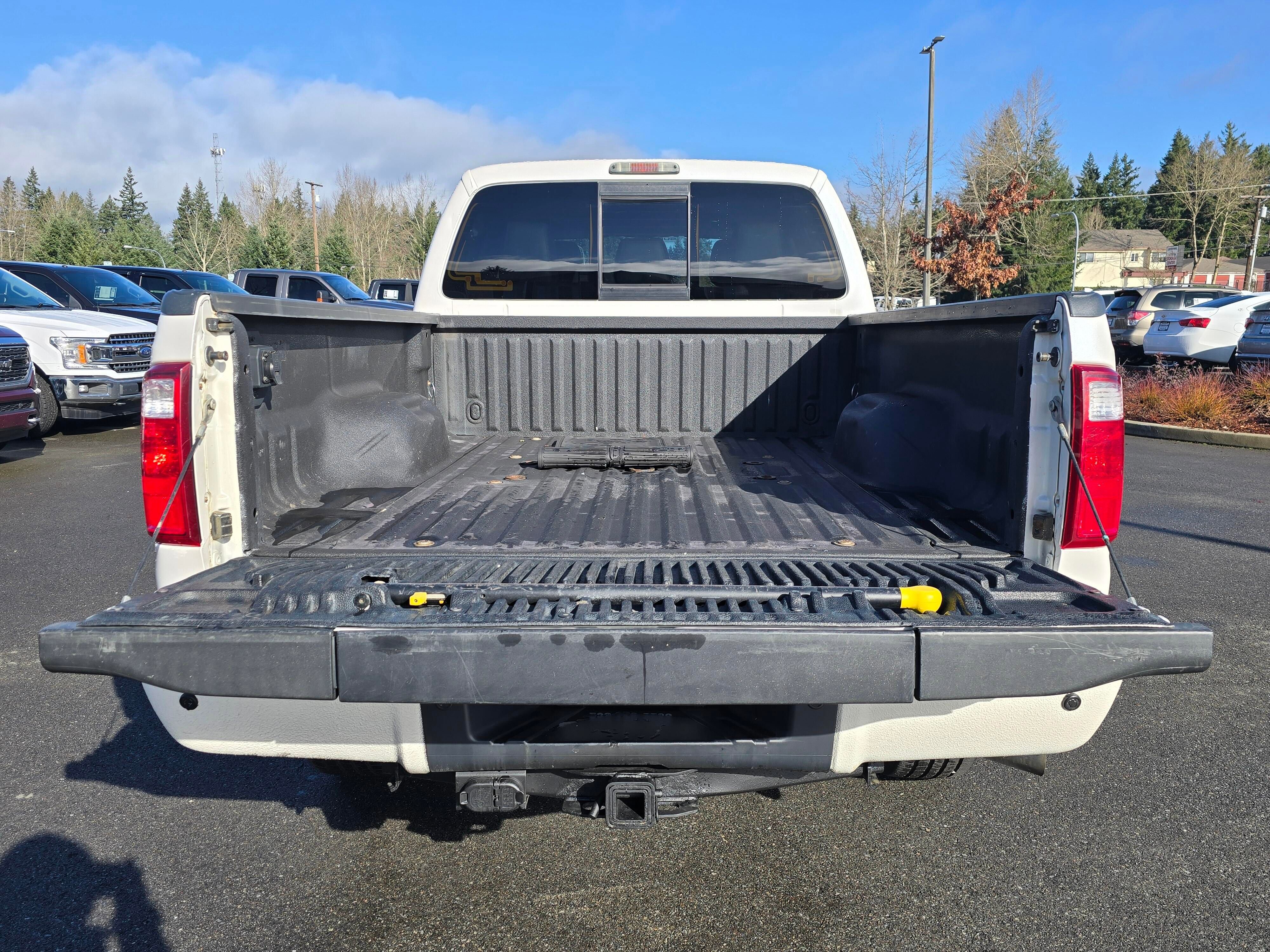 Used 2014 Ford F350 Platinum w/ Platinum Package image 10