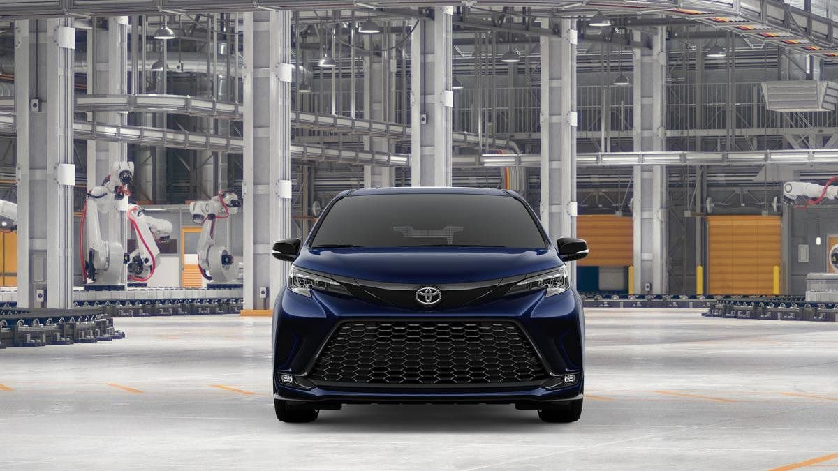 New 2026 Toyota Sienna XSE image 17