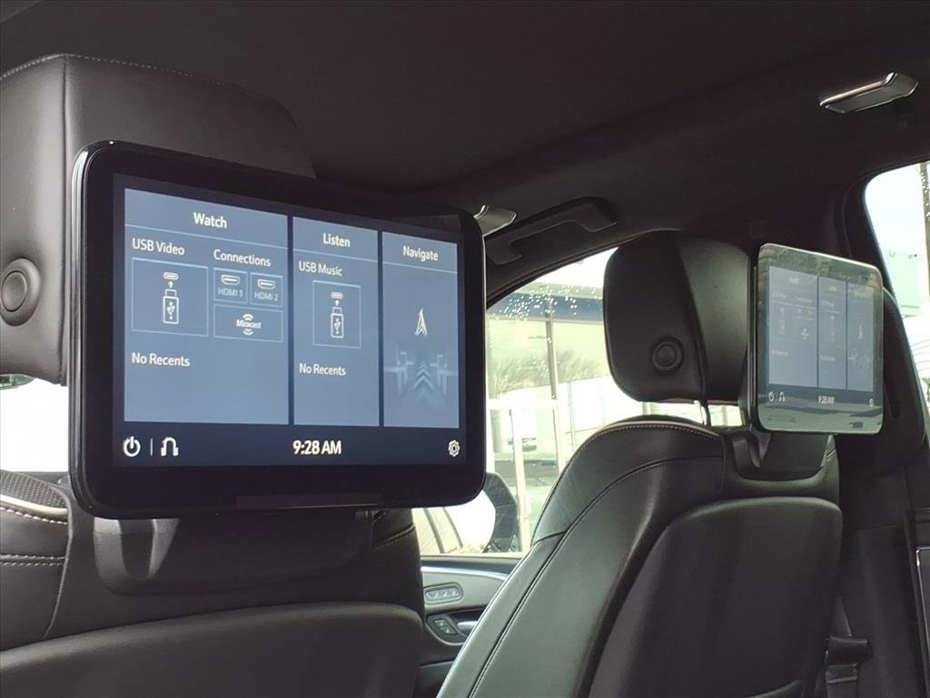 Used 2021 Cadillac Escalade Premium Luxury Platinum image 11