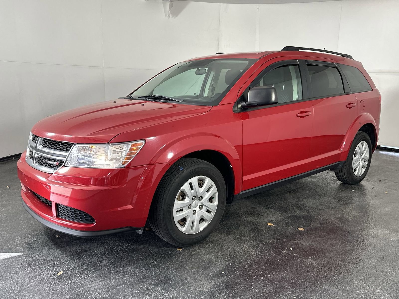 Used 2017 Dodge Journey SE image 4