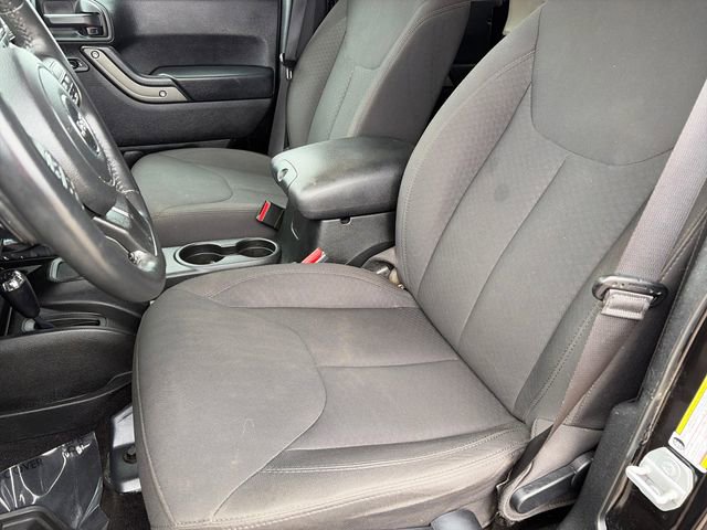 Used 2017 Jeep Wrangler Unlimited Willys image 34