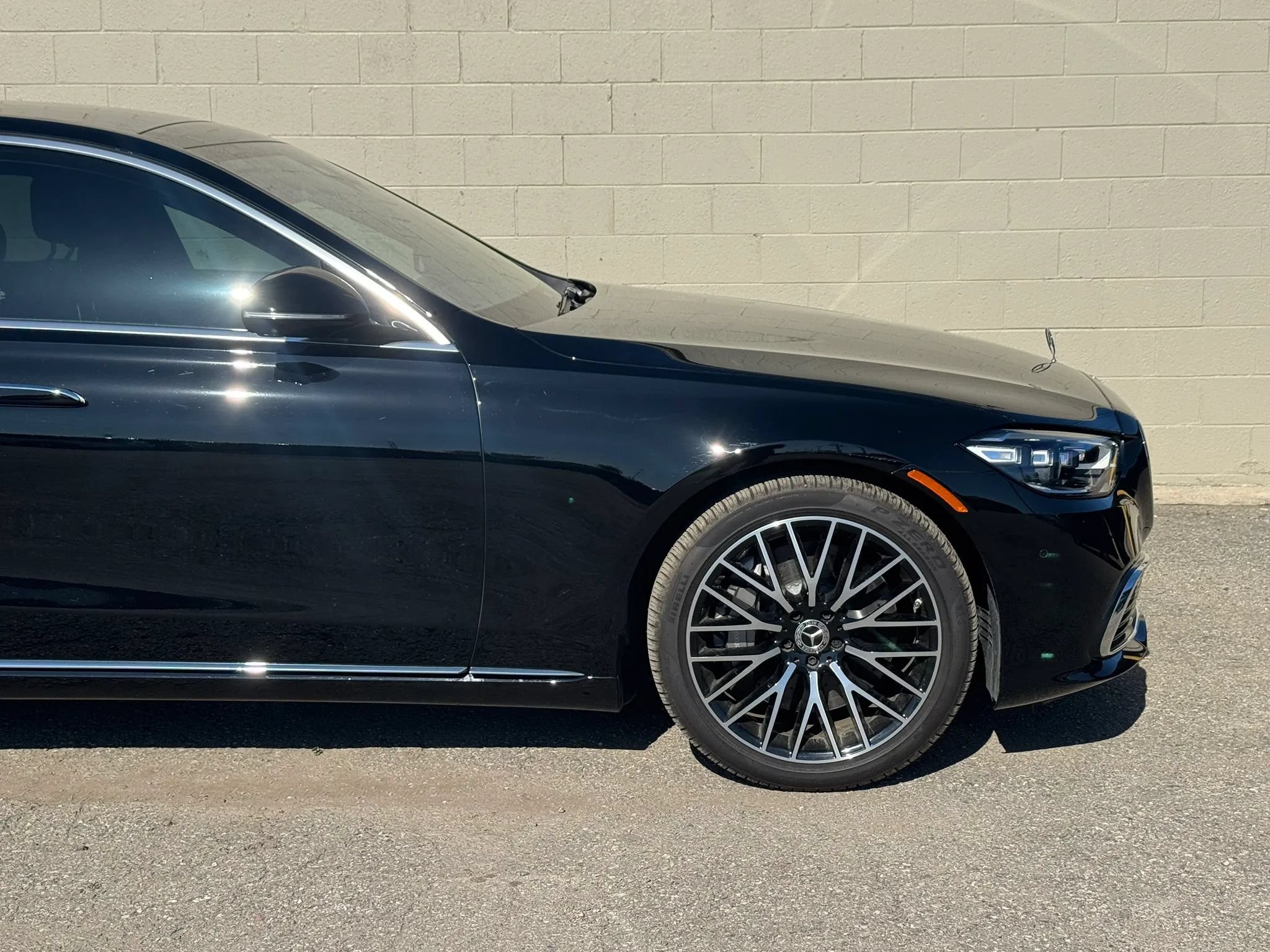 Used 2025 Mercedes-Benz S 580 4MATIC Sedan image 11