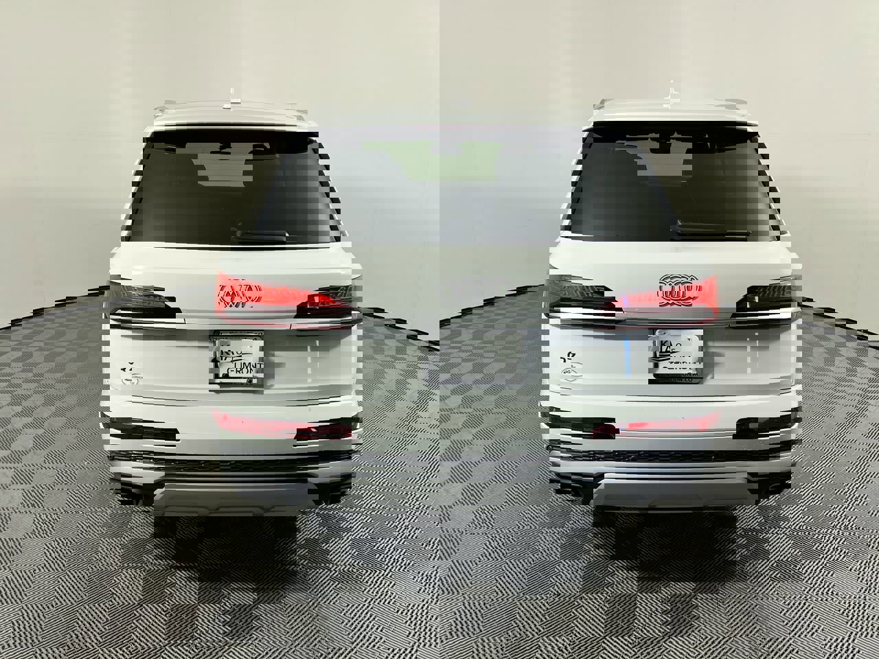 Used 2025 Audi Q7 3.0T Premium Plus image 4