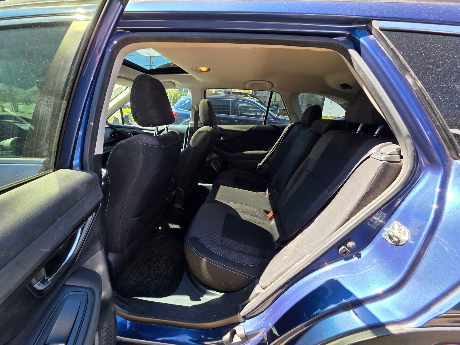 Used 2020 Subaru Outback Premium image 13