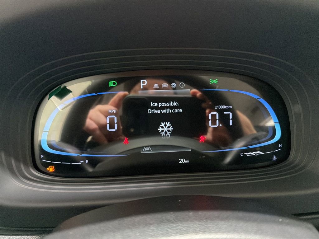 New 2026 Hyundai Venue SEL FWD image 22