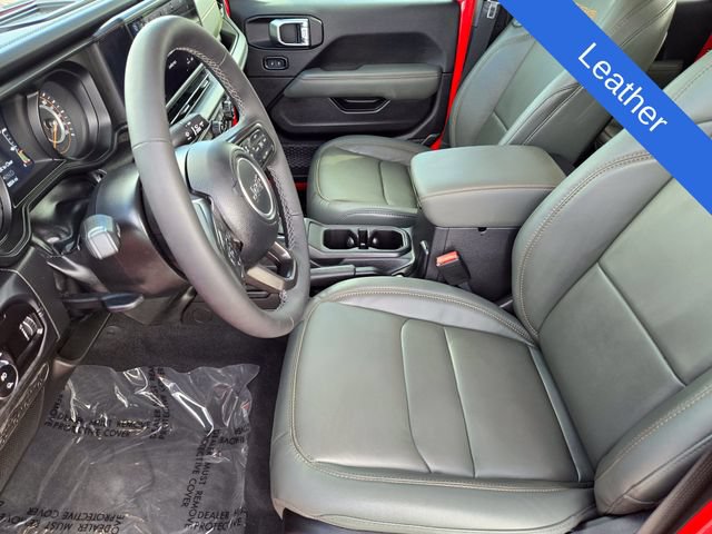 Used 2025 Jeep Gladiator Mojave AWD/4WD image 12