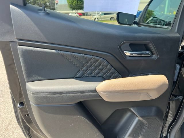 Used 2023 GMC Canyon Denali AWD/4WD image 17