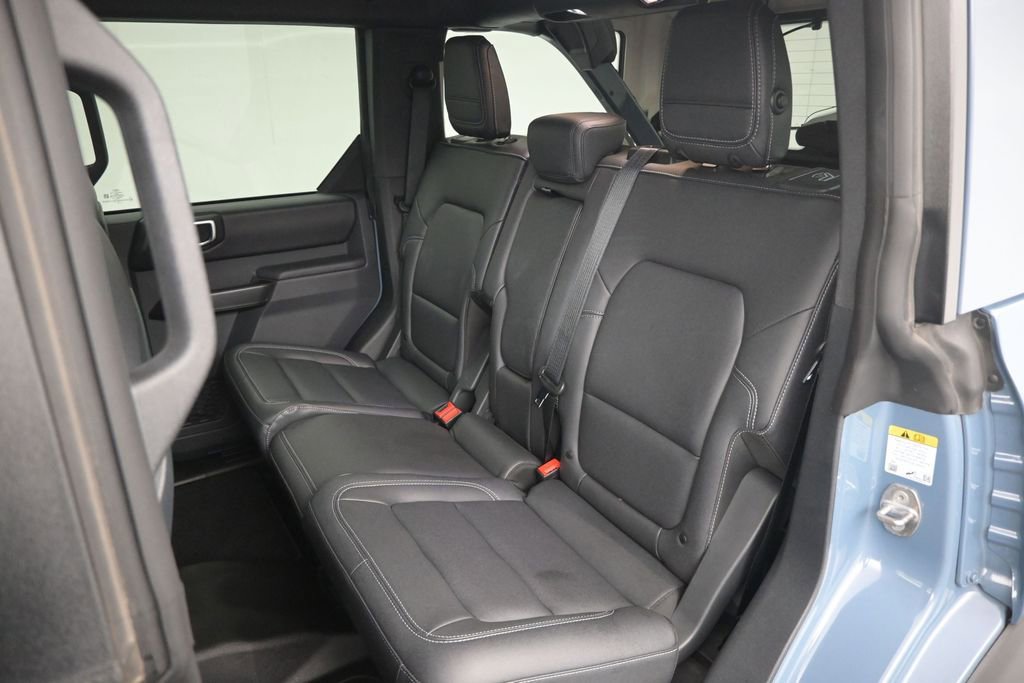 Used 2025 Ford Bronco Badlands AWD/4WD image 13