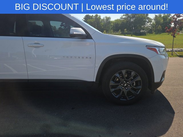 Used 2020 Chevrolet Traverse RS w/ LPO, Floor Liner Package FWD image 5