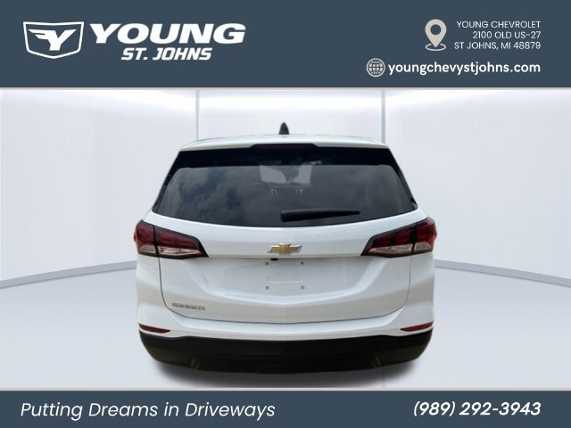 Used 2024 Chevrolet Equinox LS w/ LS Convenience Package FWD image 4