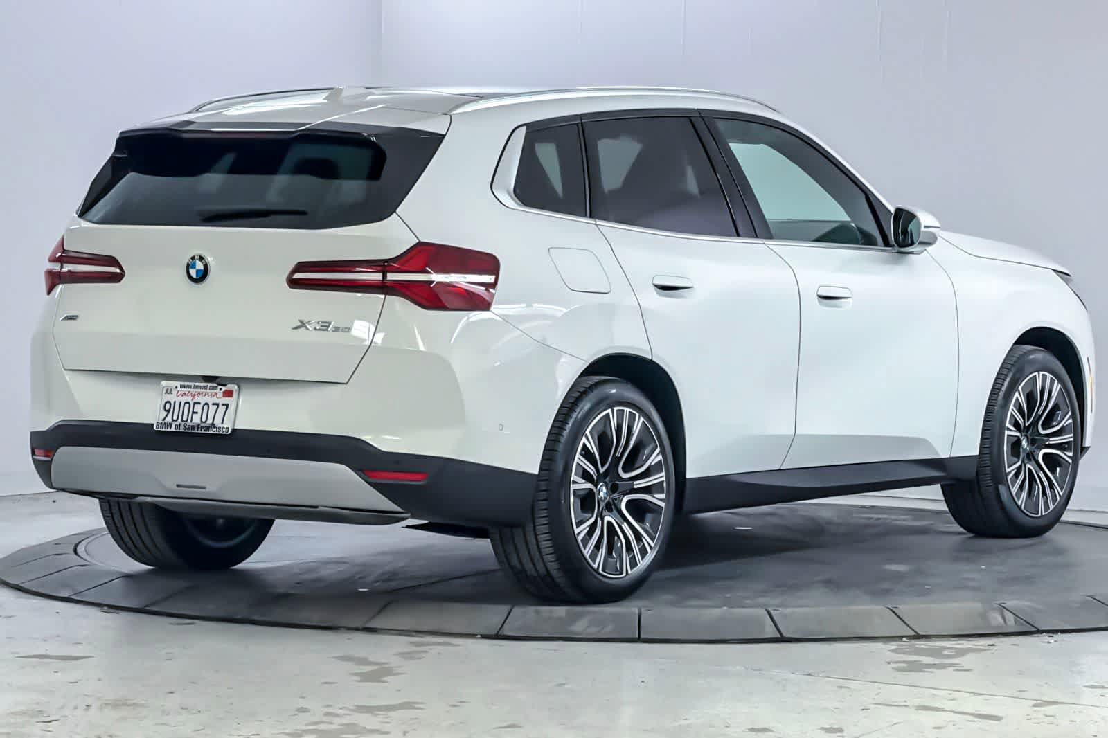 Used 2025 BMW X3 xDrive30i w/ Convenience Package image 2