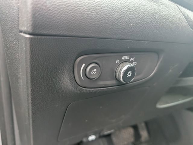 Certified 2024 Buick Encore GX Sport Touring w/ Comfort Package image 18