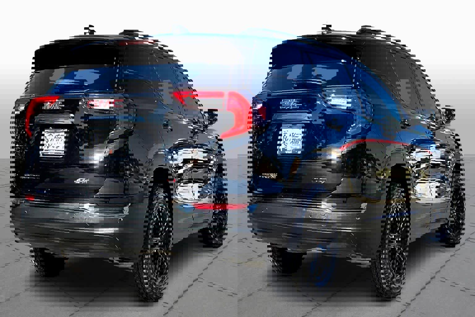 Used 2022 GMC Terrain AT4 image 12